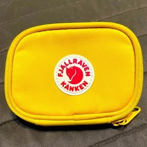 Fjallraven Kanken card holder